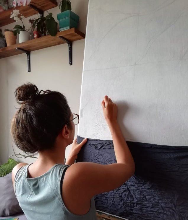 Artiste Tiphanie Canada au travail à l'atelier