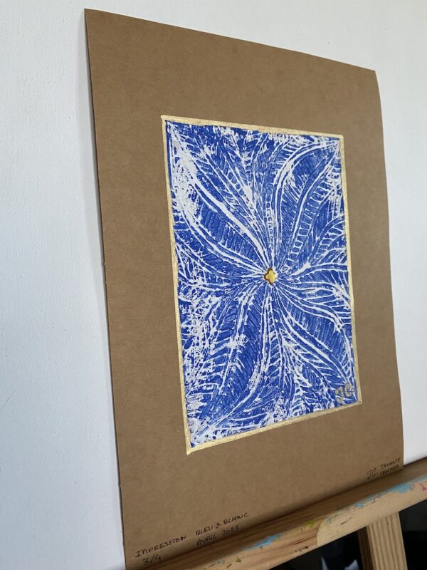 Impression bleu & blanc – Image 4