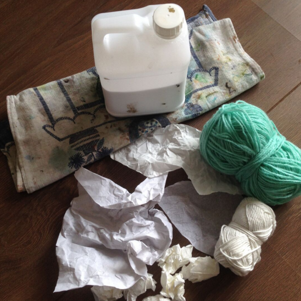 colle-et-recyclage-atelier-artiste-peintre-pays-basque colle-et-recyclage-atelier-artiste-peintre-pays-basque